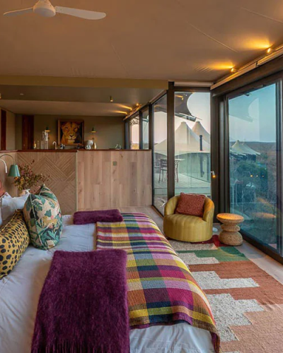south-africa-noka-camp-bedroom